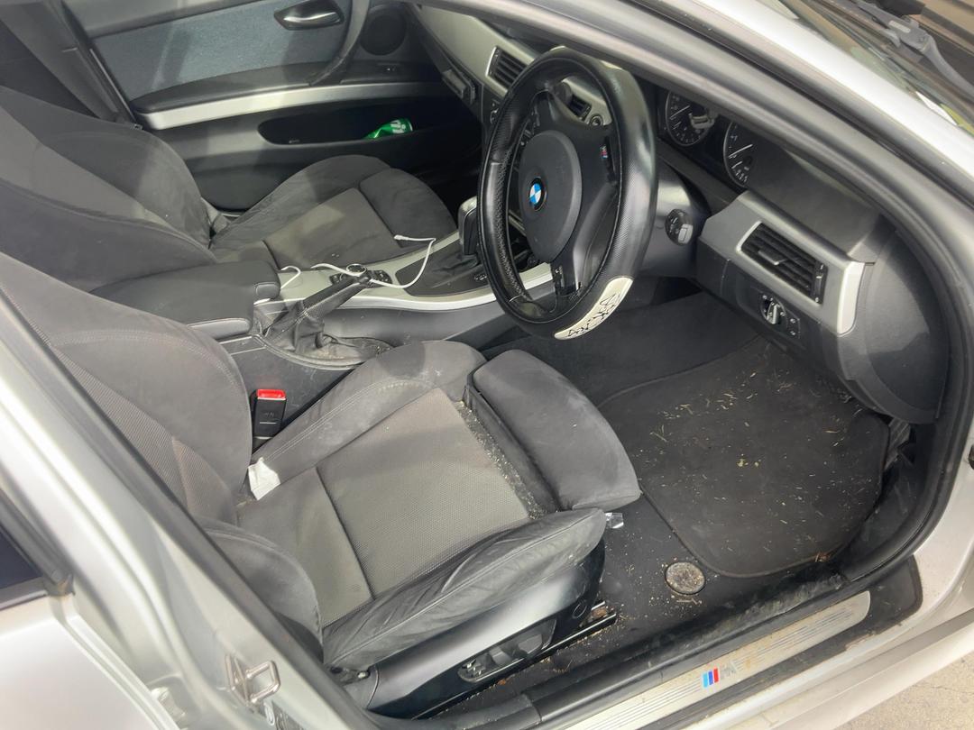 Photo '24' of BMW 3 Series 320I Photo '24' of BMW 3 Series 320I