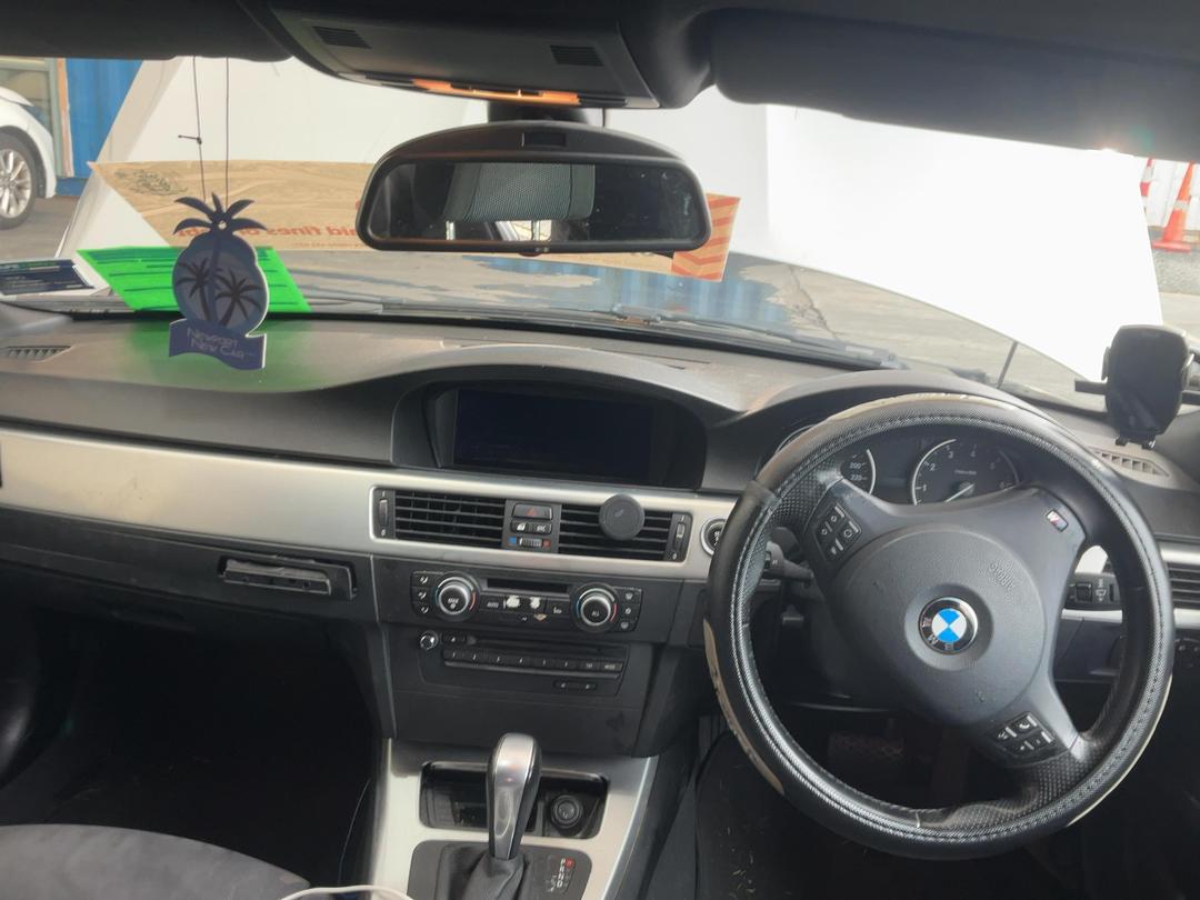 Photo '26' of BMW 3 Series 320I Photo '26' of BMW 3 Series 320I