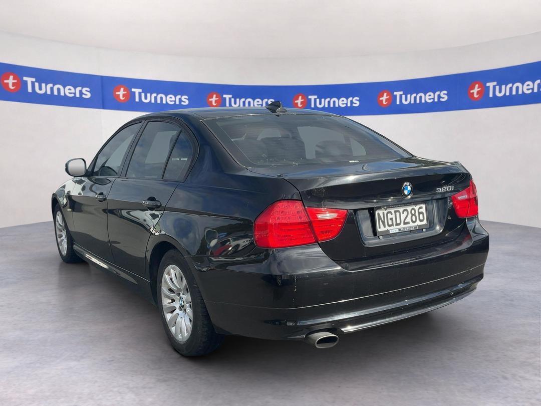 Photo '5' of BMW 3 Series 320I Photo '5' of BMW 3 Series 320I