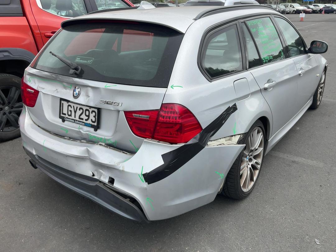Photo '4' of BMW 3 Series 320I Touring Photo '4' of BMW 3 Series 320I Touring