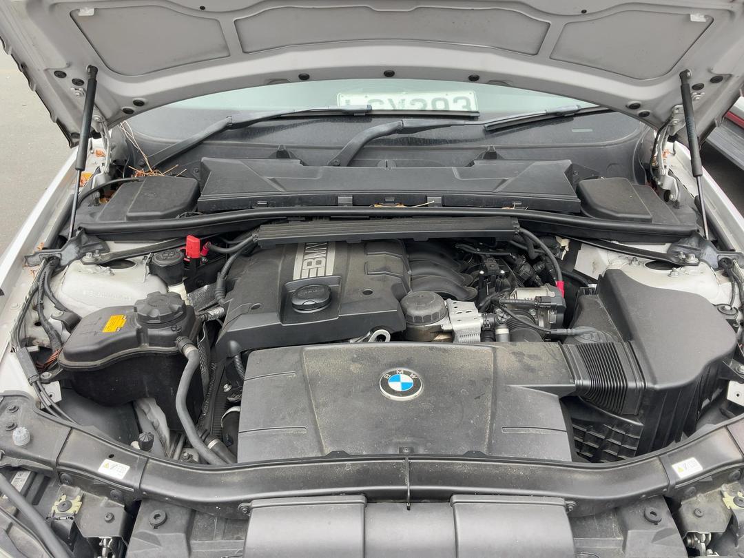 Photo '6' of BMW 3 Series 320I Touring Photo '6' of BMW 3 Series 320I Touring