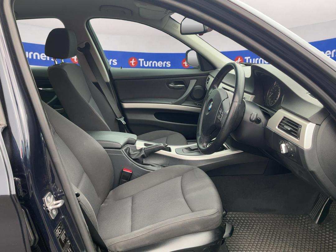 Photo '6' of BMW 3 Series 320I Photo '6' of BMW 3 Series 320I