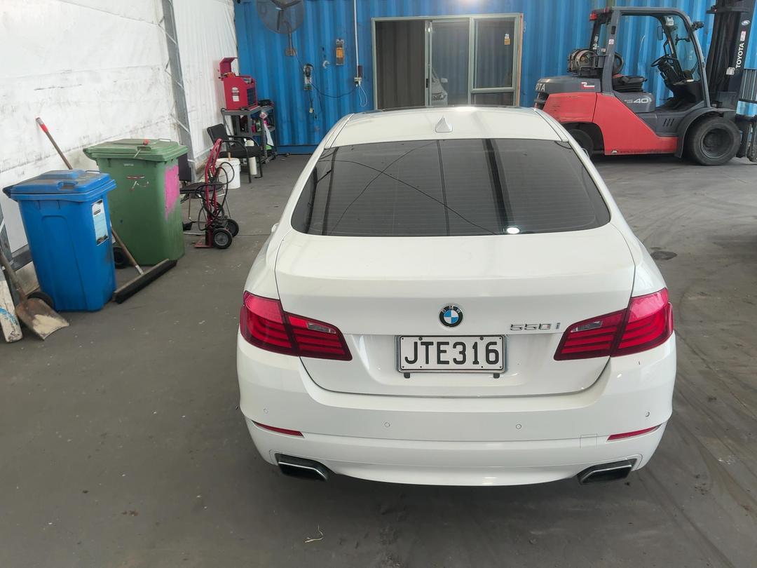 Photo '5' of BMW 5 Series 550I Photo '5' of BMW 5 Series 550I