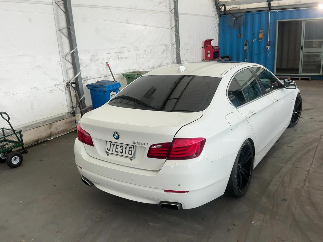 Photo '6' of BMW 5 Series 550I Photo '6' of BMW 5 Series 550I