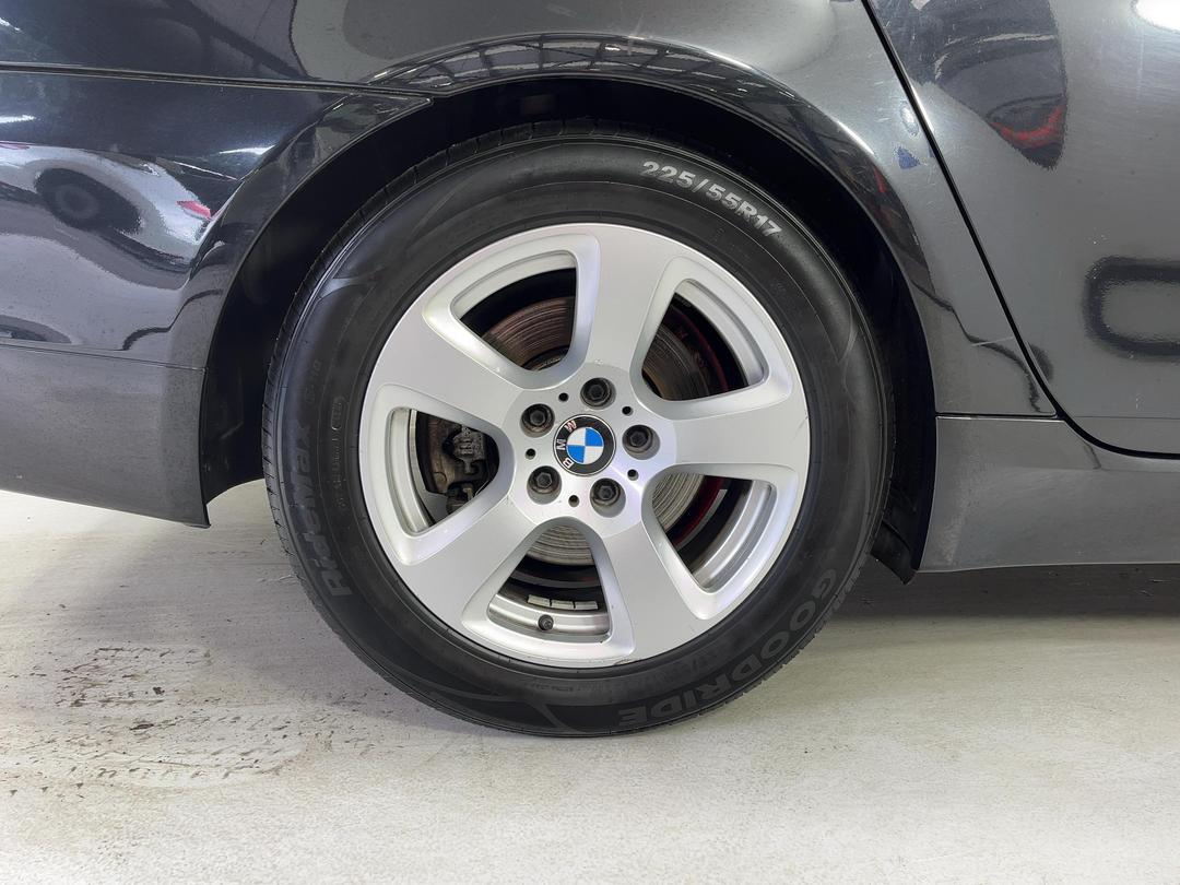 Photo '12' of BMW 5 Series