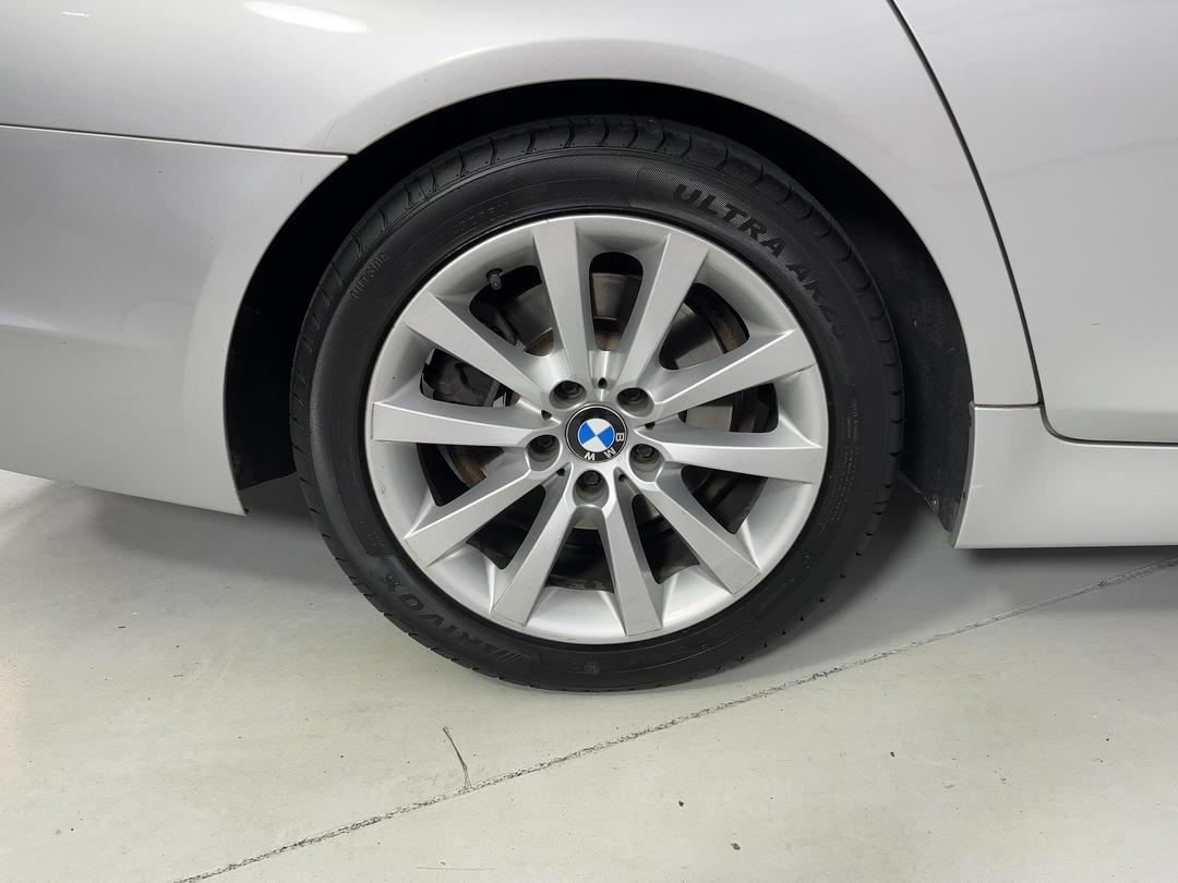 Photo '12' of BMW 5 Series