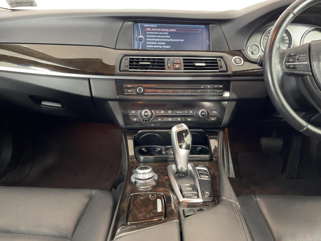 Photo '18' of BMW 5 Series