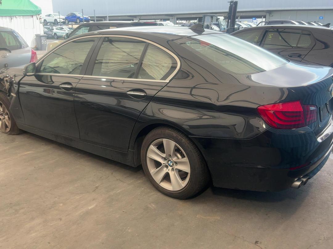 Photo '4' of BMW 5 Series 528I Photo '4' of BMW 5 Series 528I