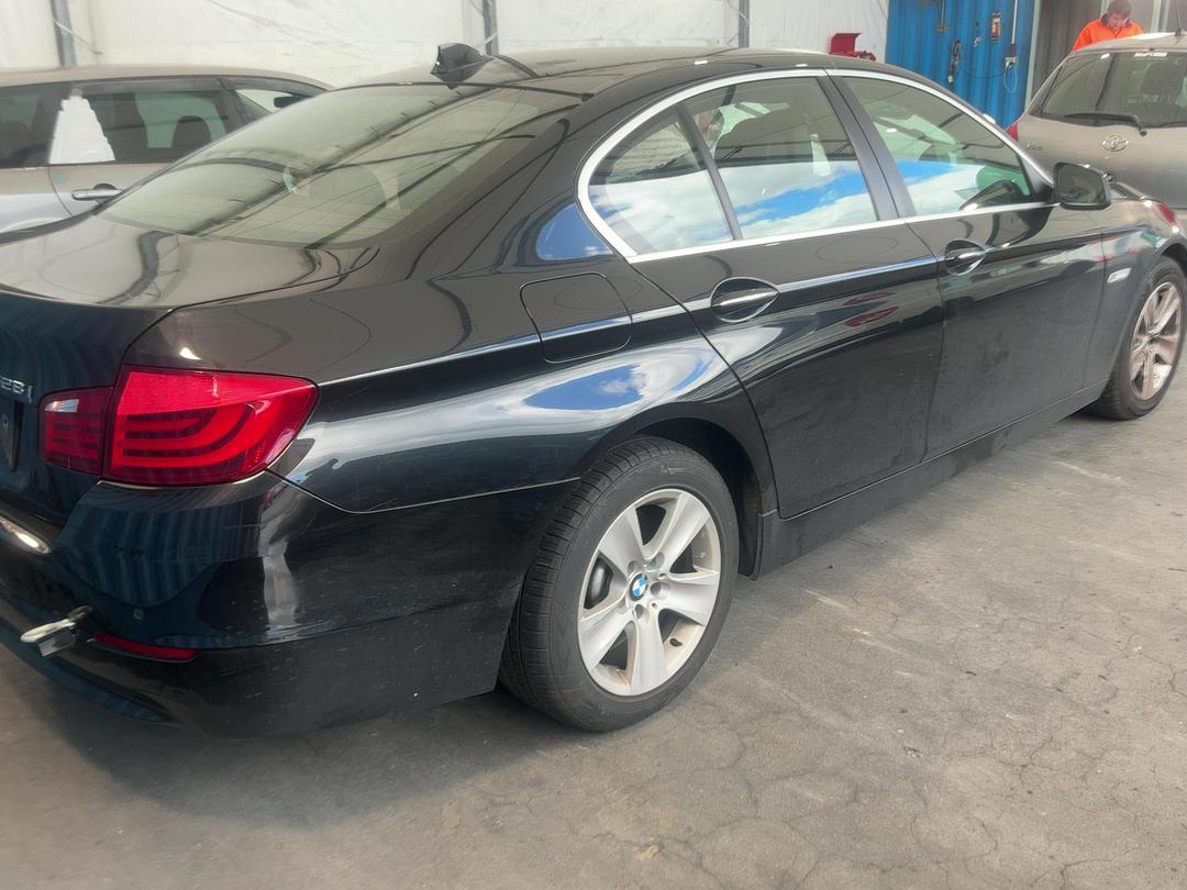 Photo '6' of BMW 5 Series 528I Photo '6' of BMW 5 Series 528I