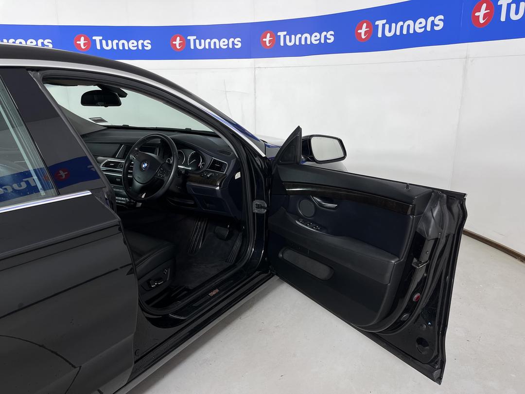 Photo '15' of BMW 535I