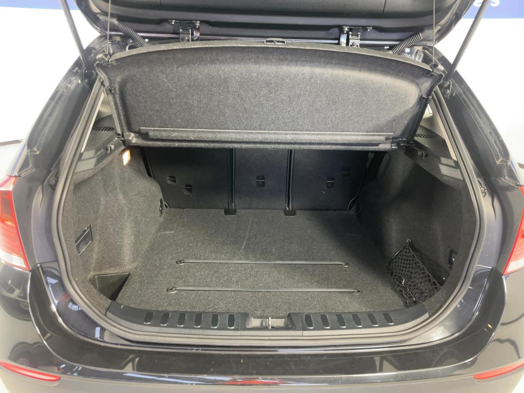 Photo '14' of BMW X1