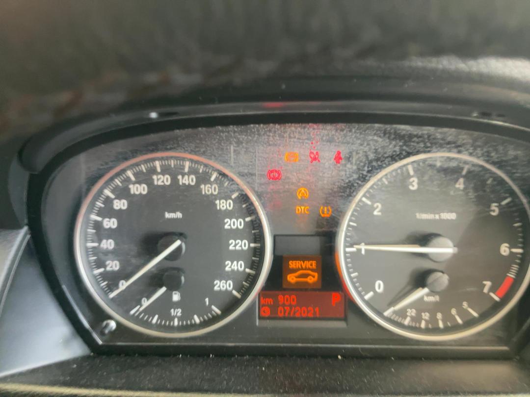 Photo '10' of BMW X1 Sdrive 18I Photo '10' of BMW X1 Sdrive 18I