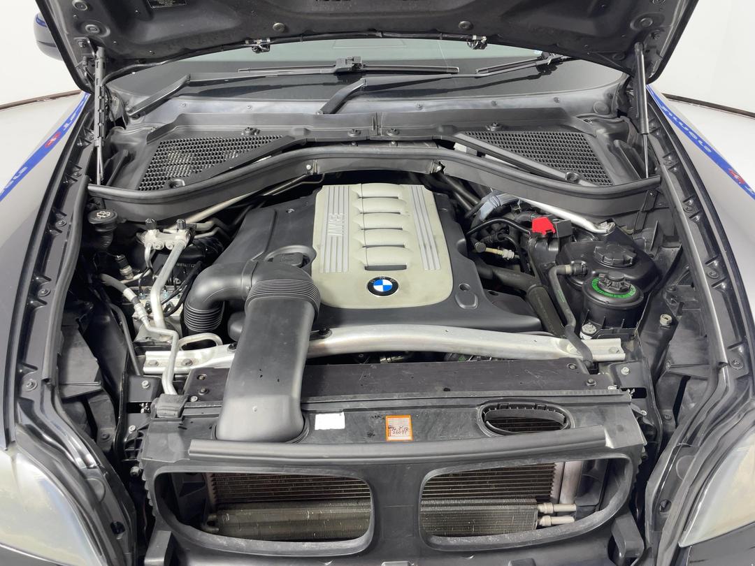 Photo '11' of BMW X5 SAV E70 Photo '11' of BMW X5 SAV E70