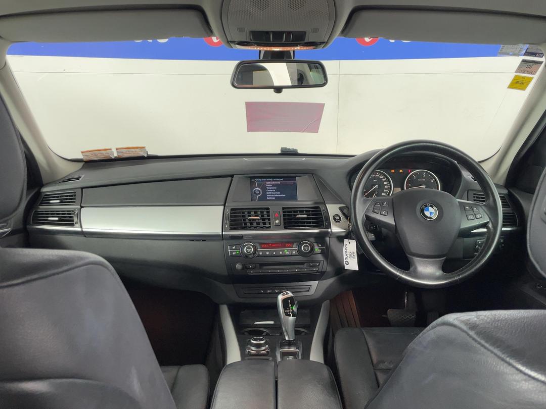 Photo '15' of BMW X5 SAV E70 Photo '15' of BMW X5 SAV E70