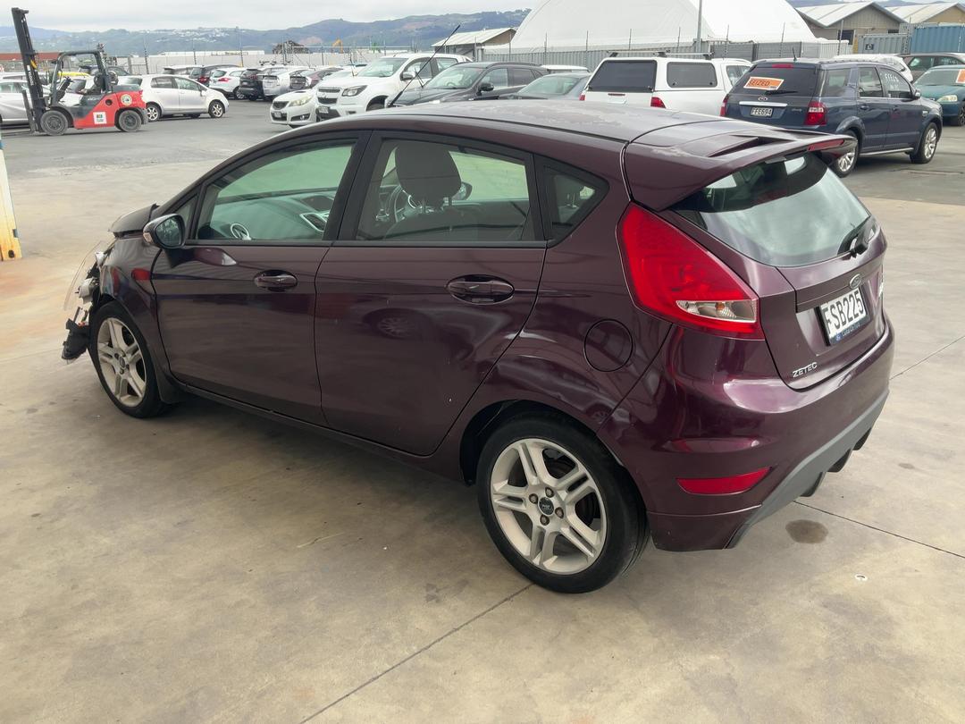 Photo '6' of Ford Fiesta Zetec Photo '6' of Ford Fiesta Zetec