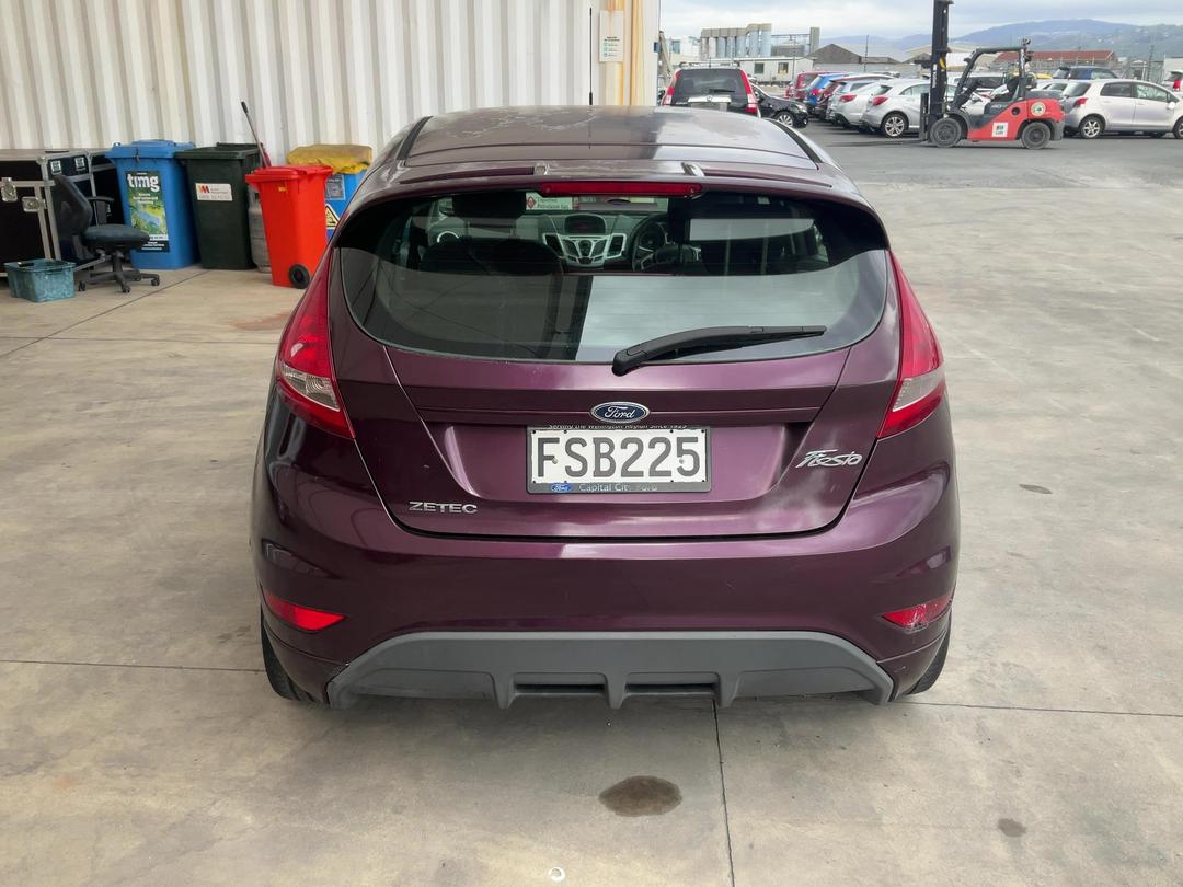 Photo '7' of Ford Fiesta Zetec Photo '7' of Ford Fiesta Zetec