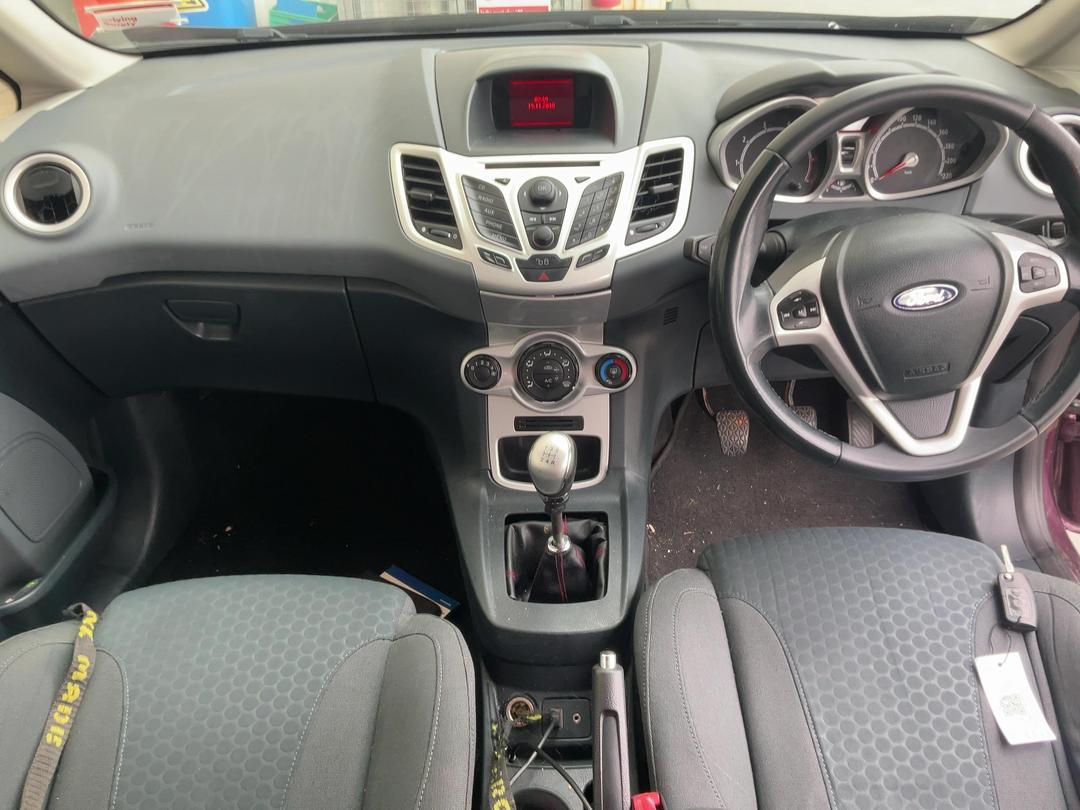 Photo '18' of Ford Fiesta Zetec Photo '18' of Ford Fiesta Zetec