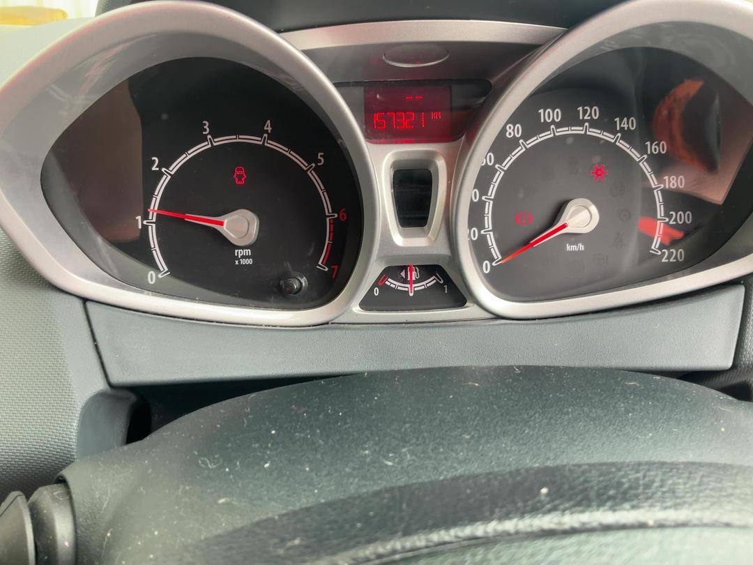 Photo '19' of Ford Fiesta Zetec Photo '19' of Ford Fiesta Zetec