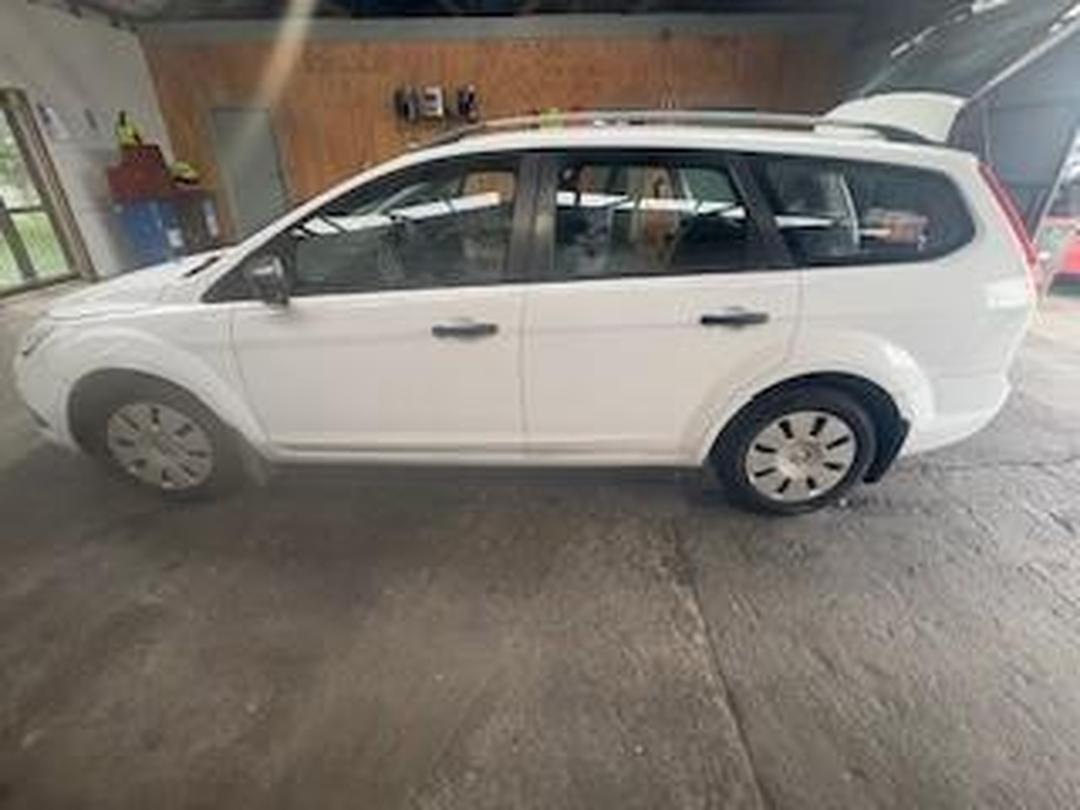 Photo '13' of Ford Focus