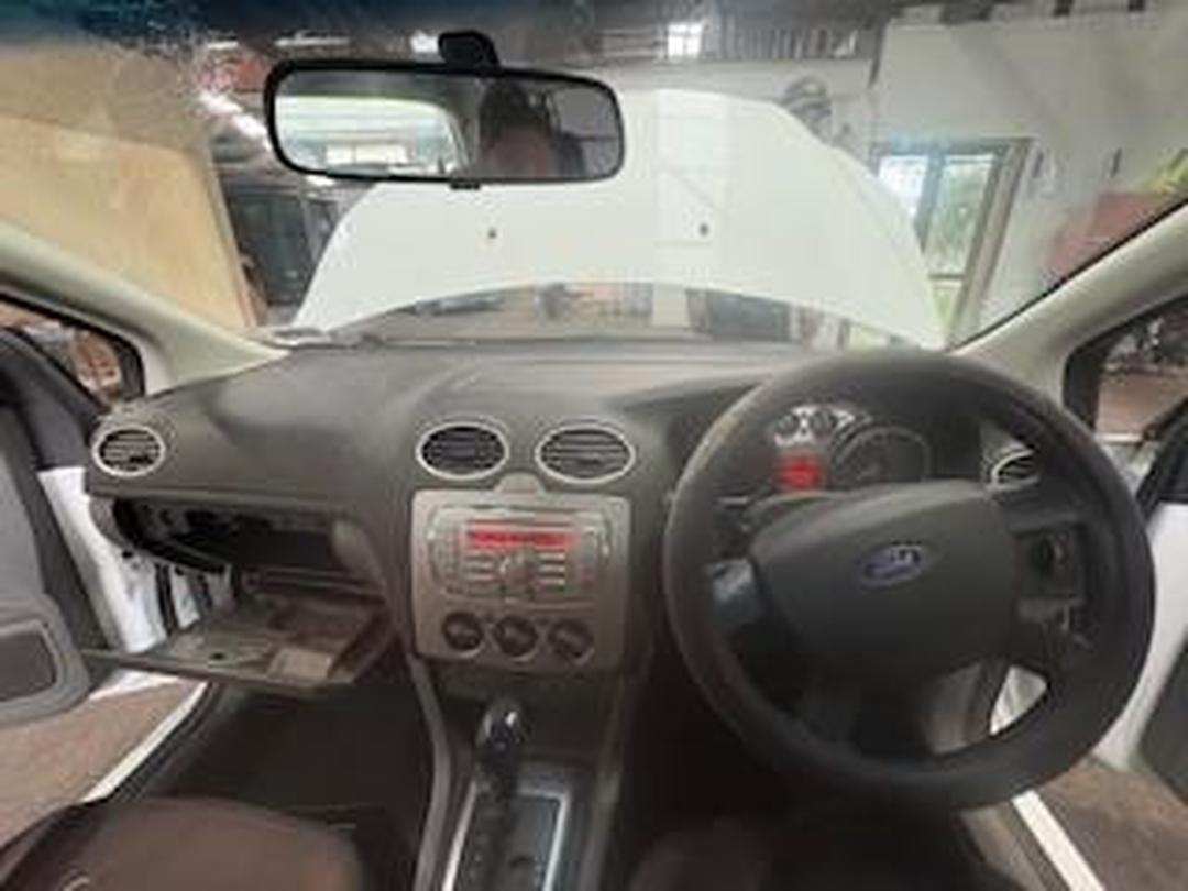 Photo '15' of Ford Focus