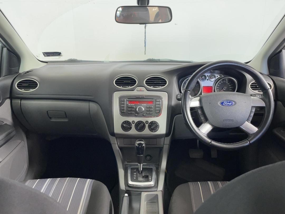 Photo '15' of Ford Focus Photo '15' of Ford Focus