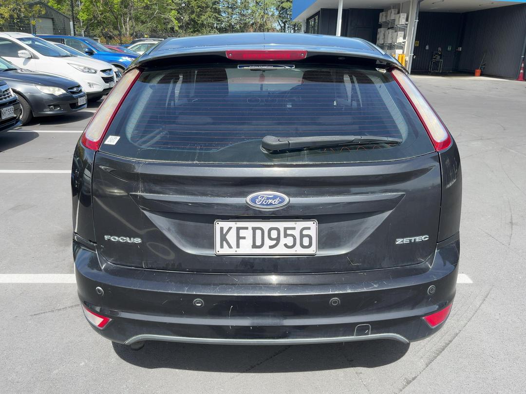 Photo '9' of Ford Focus Photo '9' of Ford Focus