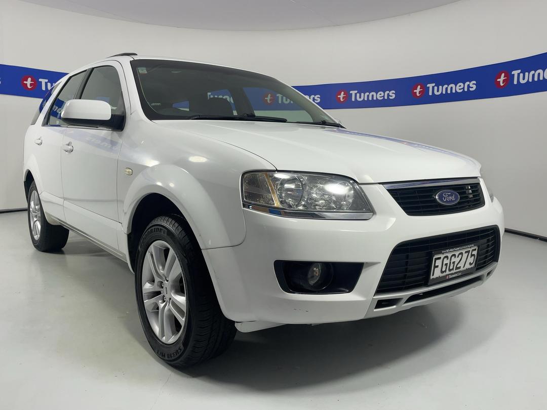Photo '1' of Ford Territory