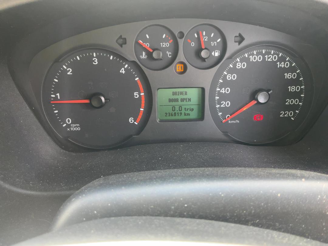 Photo '7' of Ford Transit SWB Mroof