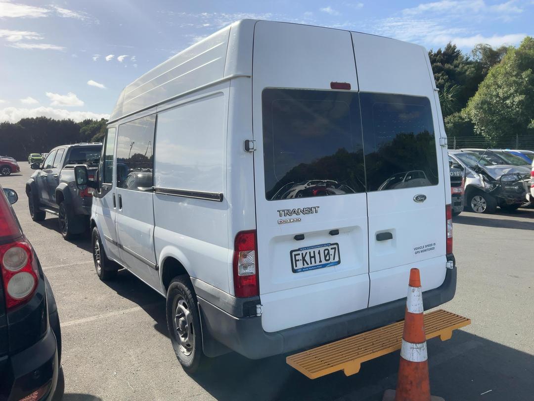 Photo '3' of Ford Transit SWB Mroof