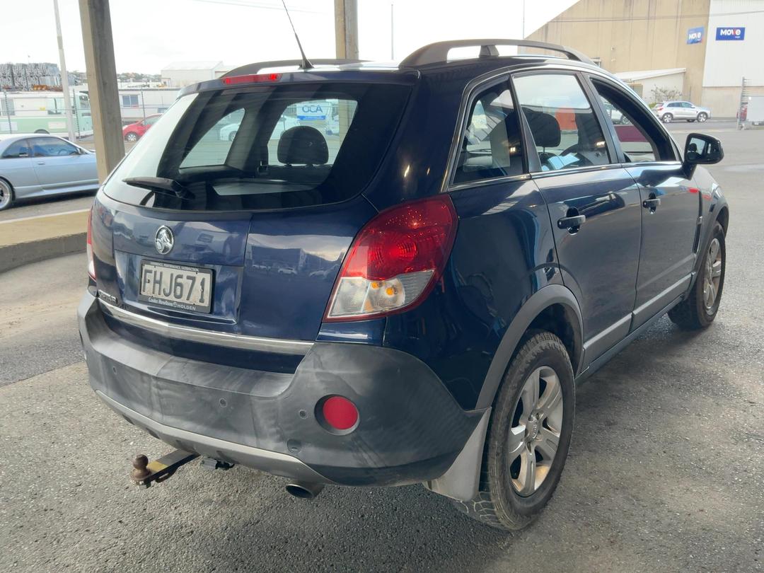Photo '7' of Holden Captiva 5 Photo '7' of Holden Captiva 5
