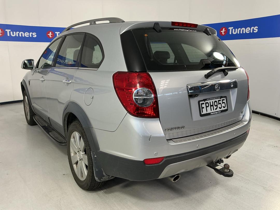 Photo '10' of Holden Captiva 7 LX V6