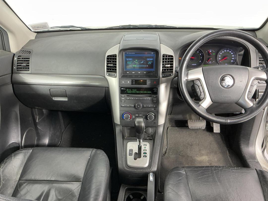 Photo '18' of Holden Captiva 7 LX V6