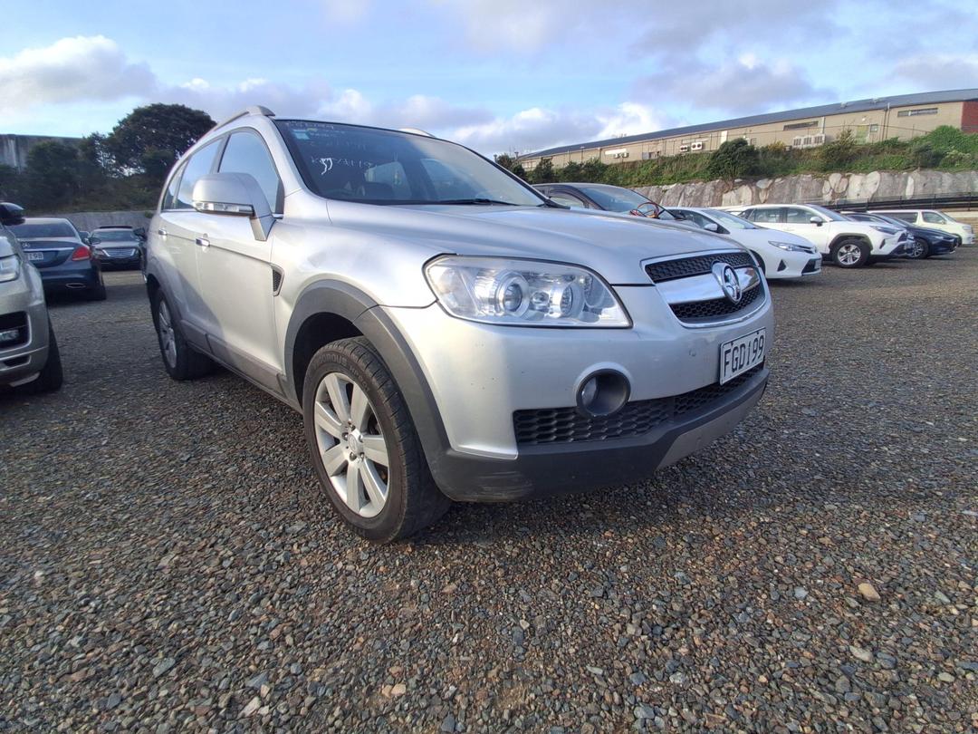 Photo '2' of Holden Captiva 7 LX Photo '2' of Holden Captiva 7 LX
