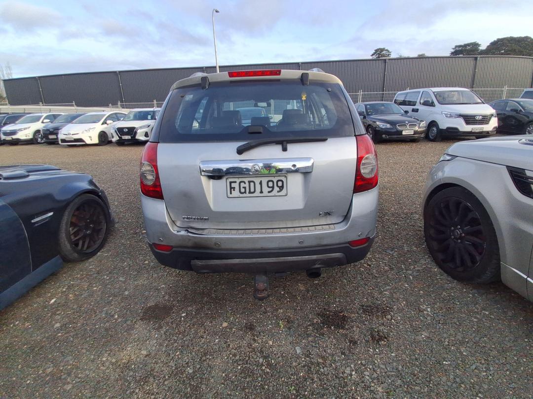 Photo '4' of Holden Captiva 7 LX Photo '4' of Holden Captiva 7 LX