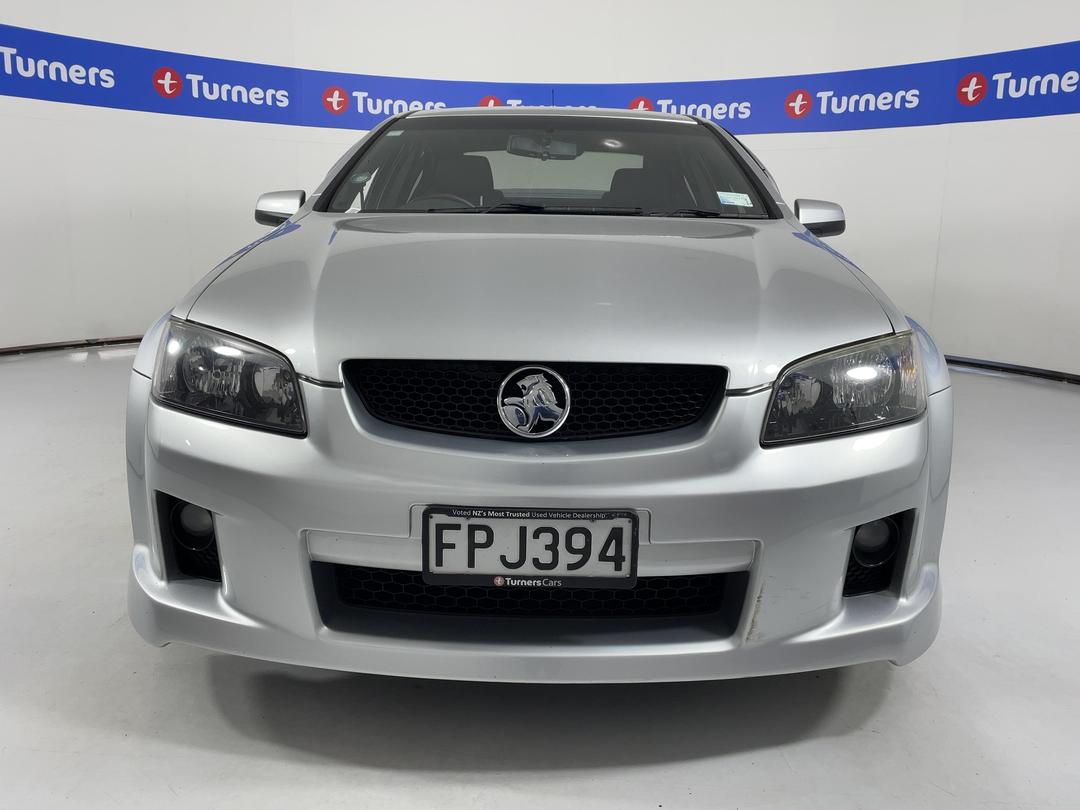 Photo '2' of Holden Commodore