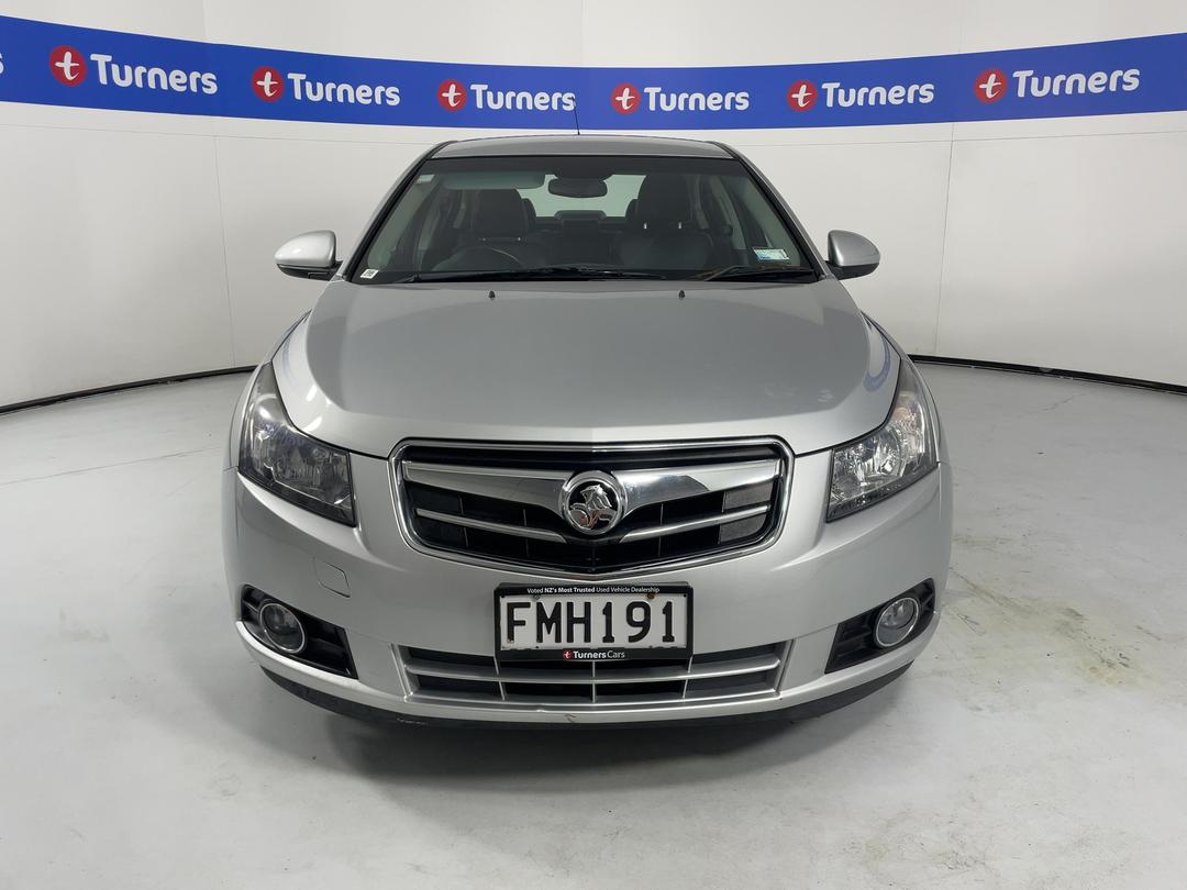 Photo '2' of Holden Cruze