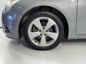 Photo '10' of Holden Cruze