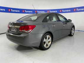 Photo '7' of Holden Cruze