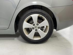 Photo '11' of Holden Cruze