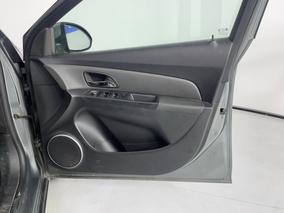 Photo '14' of Holden Cruze