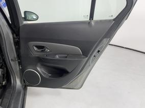 Photo '18' of Holden Cruze
