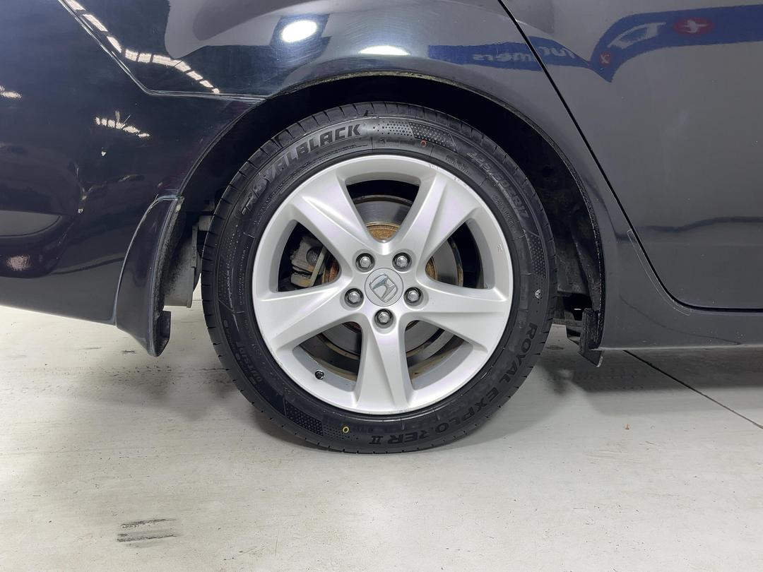Photo '12' of Honda Accord