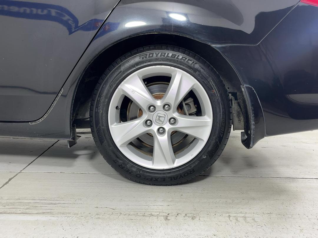 Photo '11' of Honda Accord