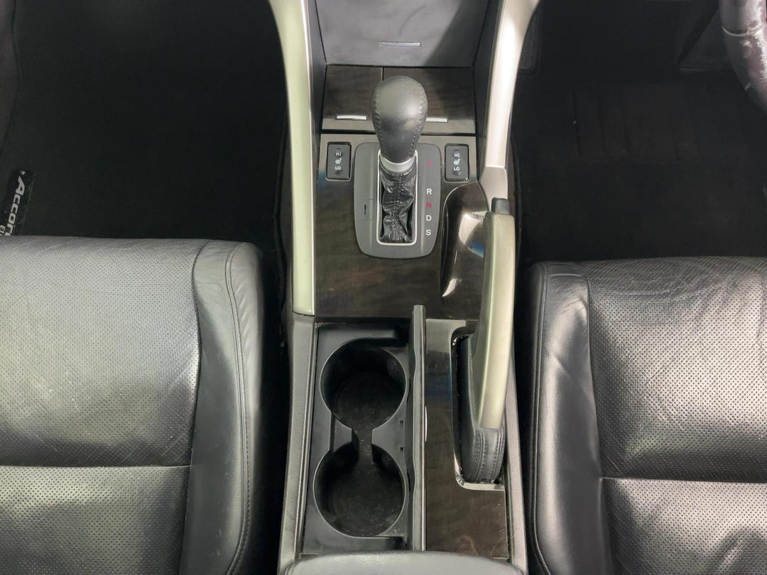 Photo '23' of Honda Accord