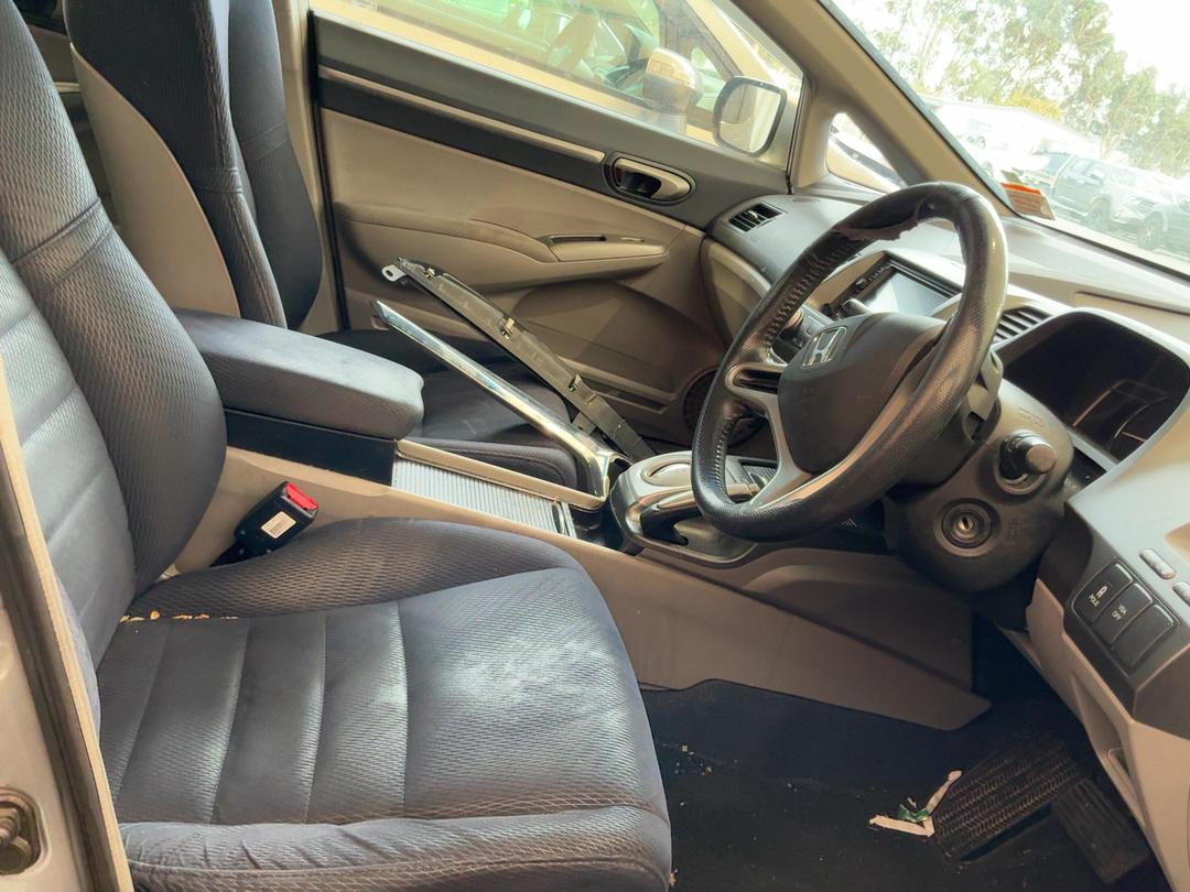 Photo '10' of Honda Civic Hybrid Photo '10' of Honda Civic Hybrid