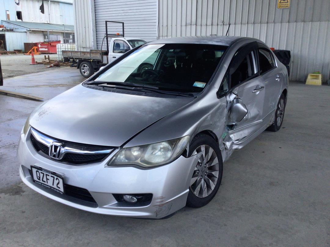 Photo '3' of Honda Civic Hybrid Photo '3' of Honda Civic Hybrid
