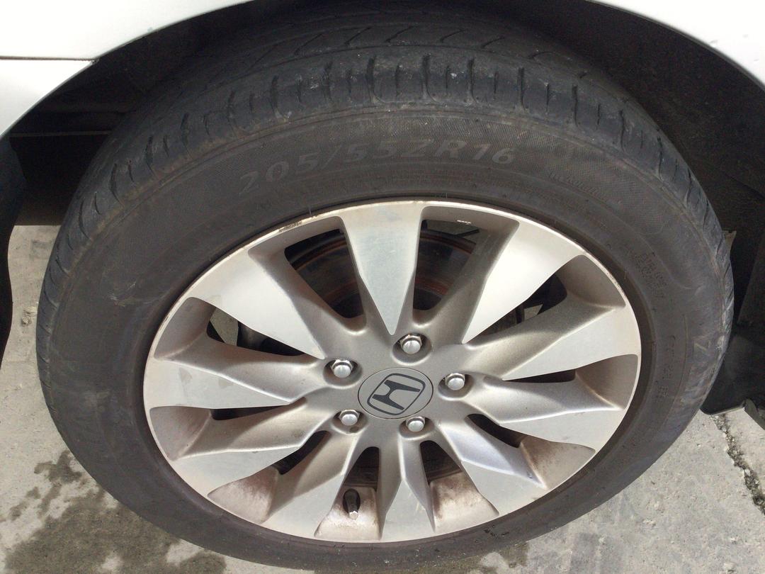 Photo '10' of Honda Civic Hybrid Photo '10' of Honda Civic Hybrid