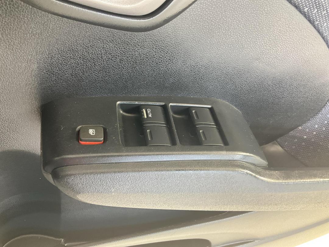 Photo '28' of Honda FIT