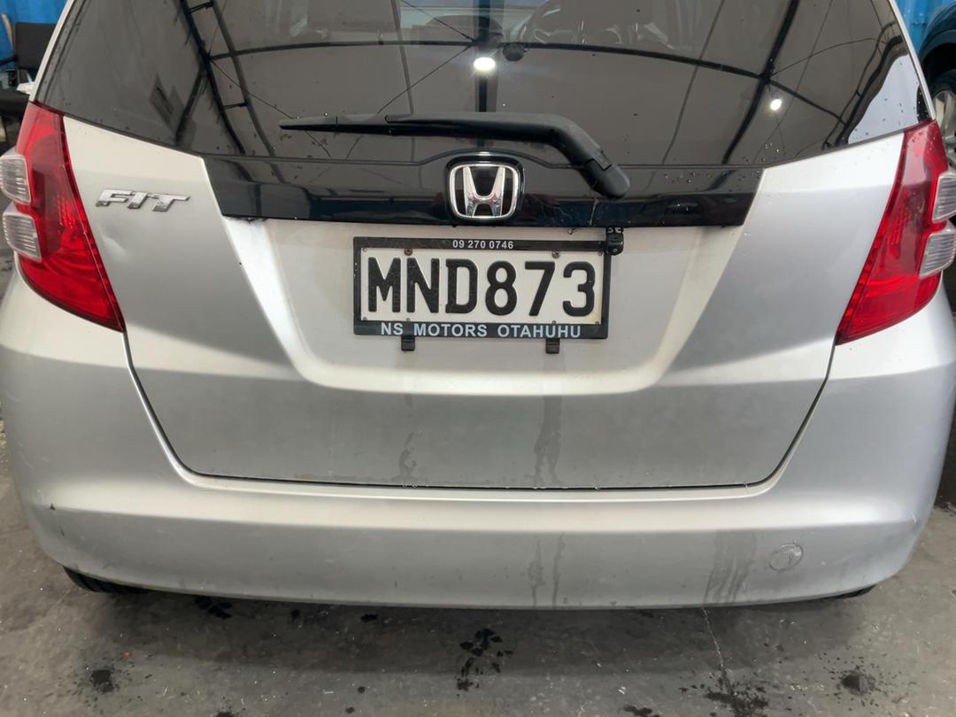 Photo '28' of Honda FIT