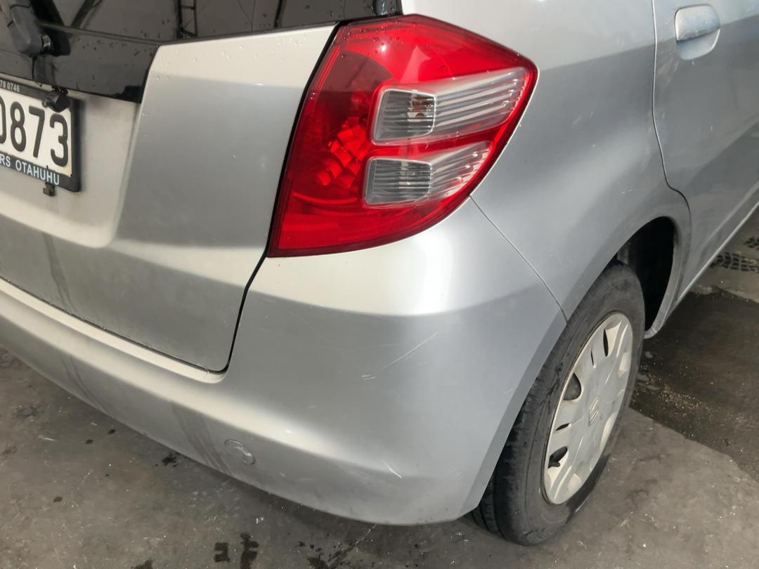 Photo '29' of Honda FIT